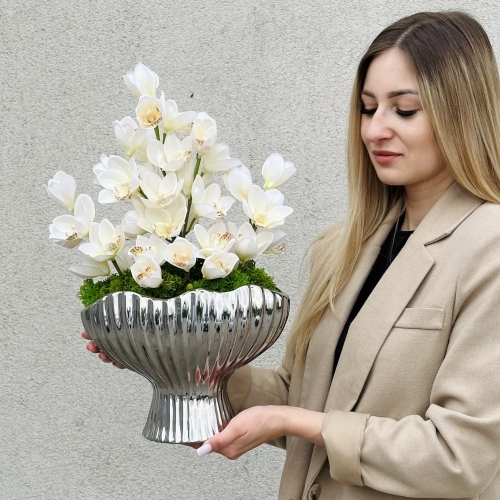 Sztuczny storczyk w donicy 