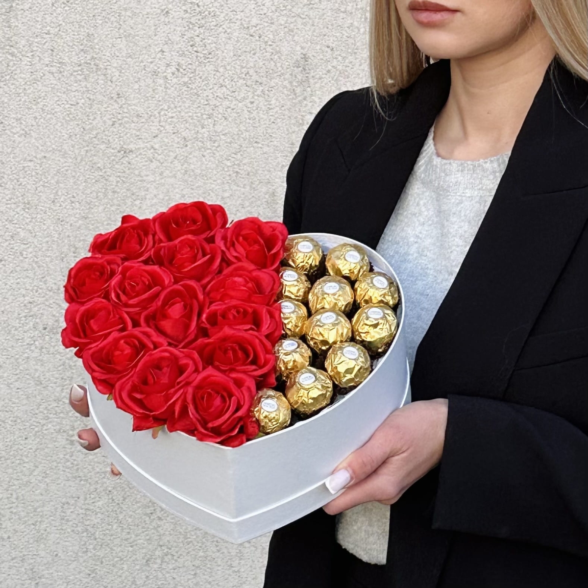 flower box serce z czekoladkami