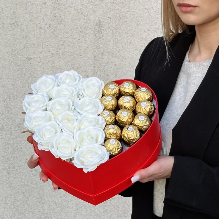 Prezent na dzień mamy, Flower box serce