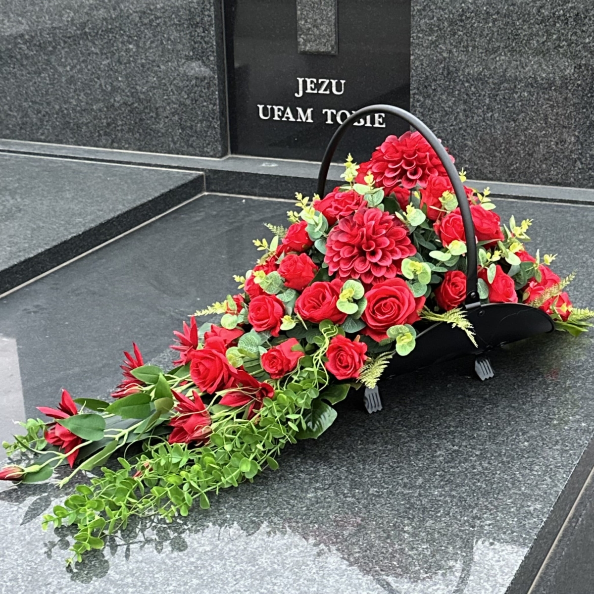 Wiazanka na cmentraz, Stroik na cmentarz