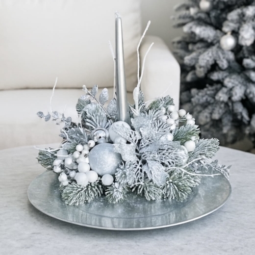 Stroik świąteczny na talerzu 