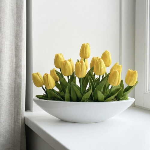 Kompozycja z tulipany doniczce   