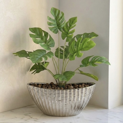 Sztuczna monstera w donicy