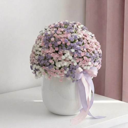 Kompozycja kwiatowa z gipsówki  